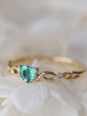 💞 Gold Green Heart Dainty Anillos Princess Diamond Ring for Women, VIP264